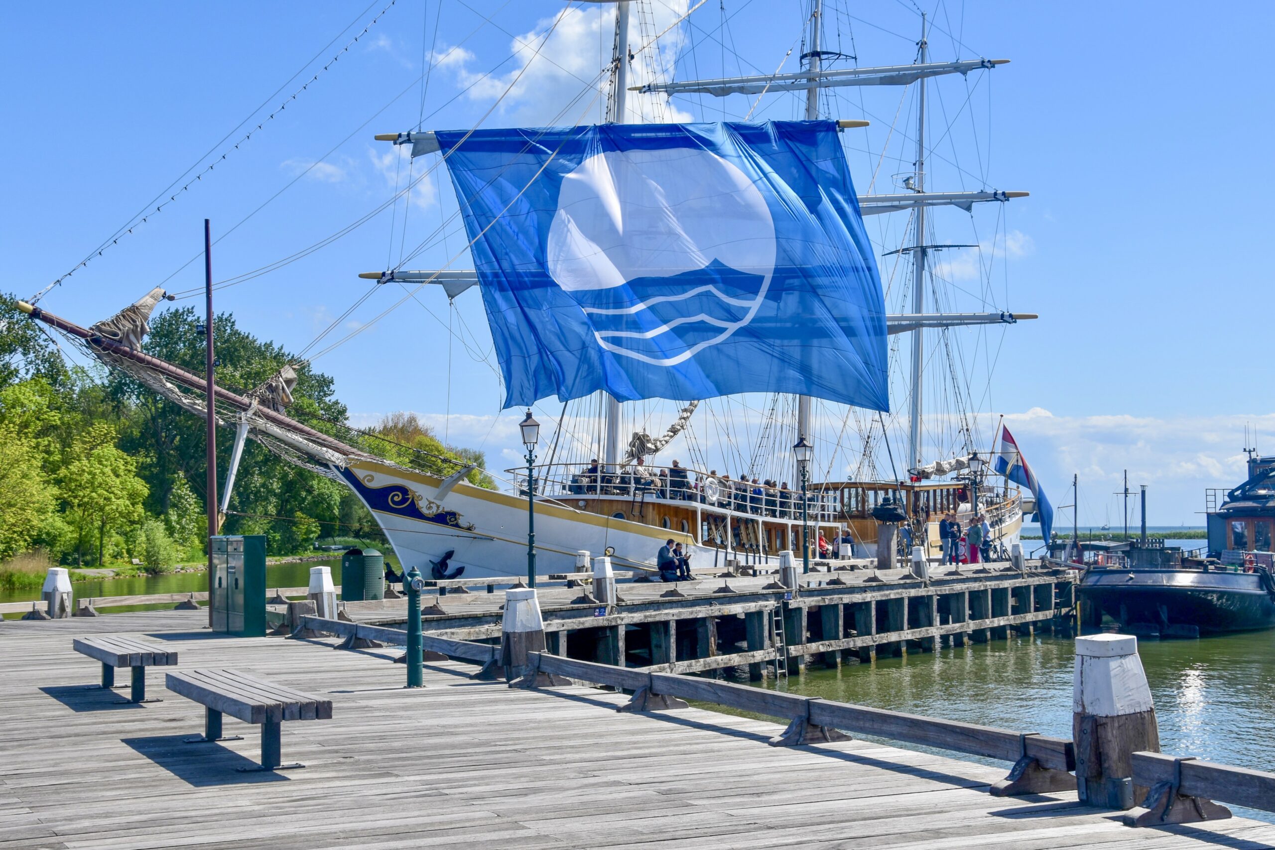 Dag met een gouden randje: Blauwe Vlag uitgereikt in Hoorn